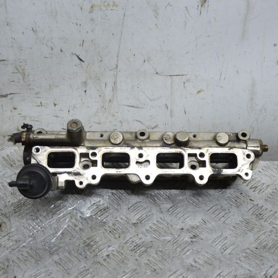 Паливна рампа 1.6 FSI 16V Volkswagen Golf V 2003-2008 Паливна рейка Фольксваген Гольф 5 GK00266