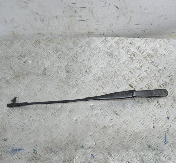 Тримач двірника передній лівий Opel Astra H III 2004-2010 Щіткотримач поводок Опель Астра Н 13111220LH