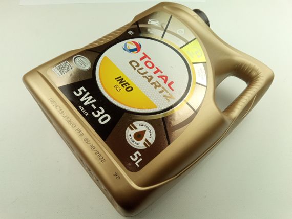 Олива моторна 5W-30 синтетична TOTAL Quartz INEO ECS 5 л. (151261)