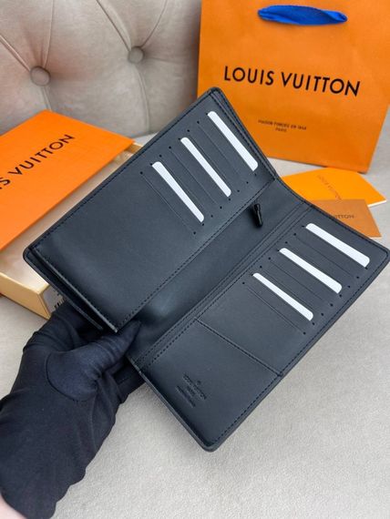 Гаманець чорний Louis Vuitton Brazza Monogram k420 | Зображення 4