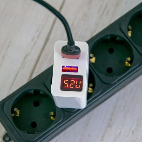 Зарядное устройство адаптер с LED дисплеем, 2 USB, 220В, QC03 5740/ Быстрая зарядка для телефона | Зображення 1