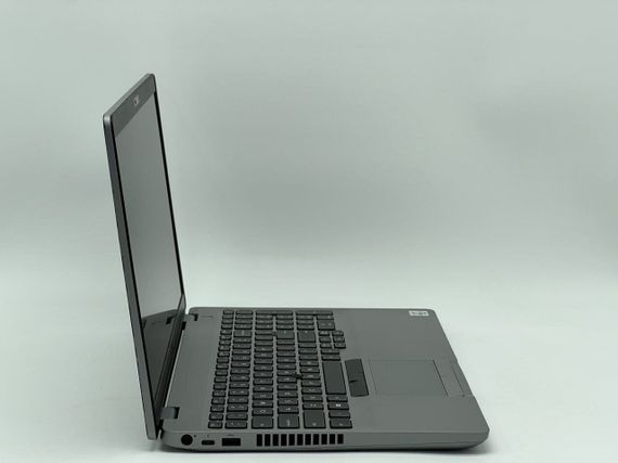 Ультрабук Dell Latitude 5511 / 15.6" (1920x1080) IPS / Intel Core i5-10400H (4 (8) ядра по 2.6 - 4.6 GHz) / 16 GB DDR4 / 240 GB SSD / Intel UHD Graphics / WebCam б/в + Подарунок Бездротова миша HOCO GM28 | Зображення 2