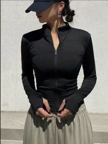 Жіноча спортивна кофта на блискавці та вирізом для пальця колір чорний розмір 42/46  SSH684