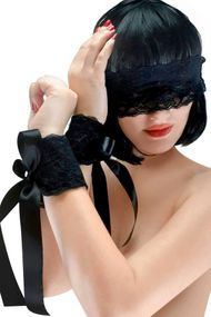 Набір пов'язка на очі та наручники Art Of Sex Blindfold and Handcuffs Aria Чорний One Size