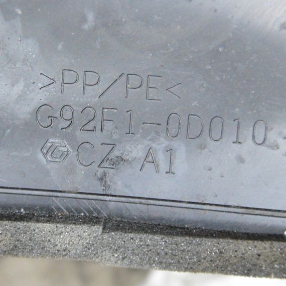 Повітрозабірник Toyota Yaris III 2012-2014 Повітропровід дефлектор повітряний Тойота Яріс 3 G92F10D010 G92F1-0D010 | Зображення 3