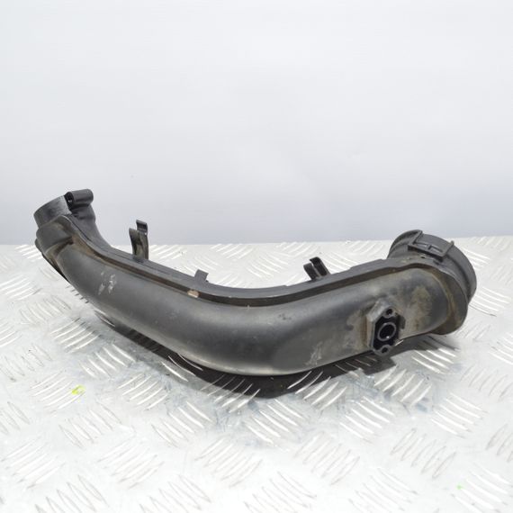 Патрубок повітряний 1.4 TSI Volkswagen Golf VI 2008-2013 Трубка інтеркулера повітря Фольксваген Гольф 6 03C145673H | Зображення 1