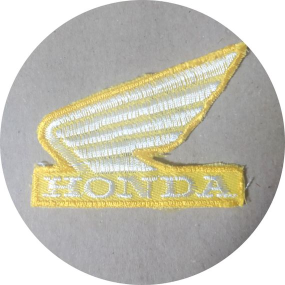 Нашивка на одежду (термо) Honda Хонда 80*60 мм Жовтий