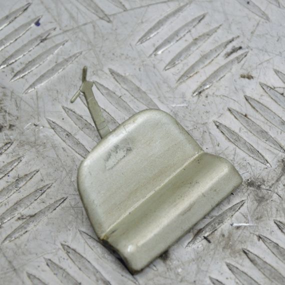 Заглушка бампера Renault Laguna II 2005-2007 універсал Заглушка бампера Рено Лагуна 2 20006007