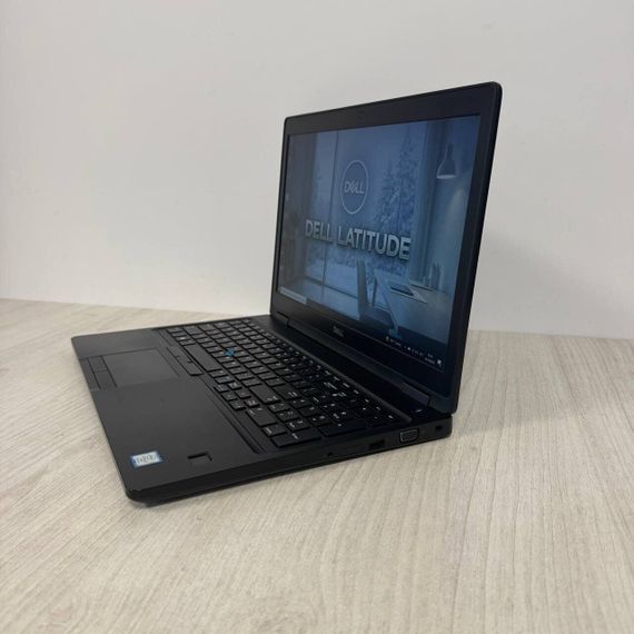 Ультрабук Б-класс Dell Latitude 5590 / 15.6" (1920x1080) IPS / Intel Core i5-8350U (4 (8) ядра по 1.7 - 3.6 GHz) / 8 GB DDR4 / 256 GB SSD / nVidia GeForce MX130, 2 GB GDDR5, 64-bit / WebCam б/у | Зображення 5
