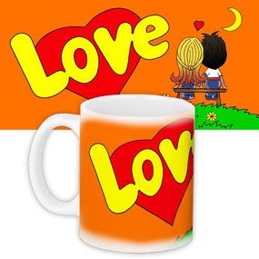 Чашка з принтом Love is... оранжевая 330 мл (KR_L127)