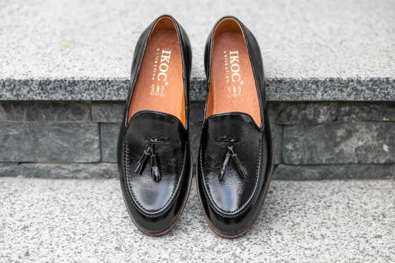 Лаковані лофери, чорний колір 40 розмір | Зображення 8