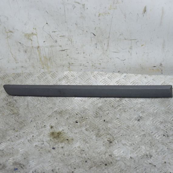 Молдинг задніх лівих дверей Volvo V50 S40 2004-2012 Накладка задніх нижніх дверей Вольво В50 С40 39987039