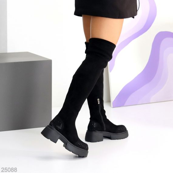 Ультра модні чорні ботфорти замшеві декор стрази на тракторній підошві | Зображення 6