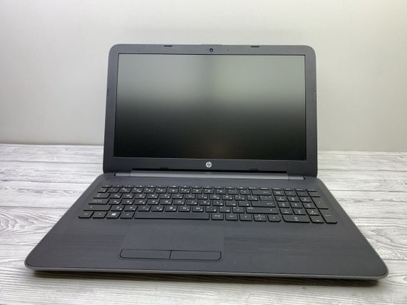 Ноутбук HP 250 G6 / 15.6" (1920x1080) TN / Intel Core i3-5005U (2 (4) ядра по 2.0 GHz) / 4 GB DDR3 / 120 GB SSD / Intel HD Graphics 5500 / WebCam б/в | Зображення 1
