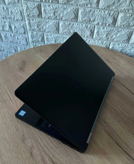 Ноутбук Dell Latitude 5570 15,6" HD i7 6600U 8Gb SSD 256Gb Radeon R7 M360 Б/В | Зображення 4