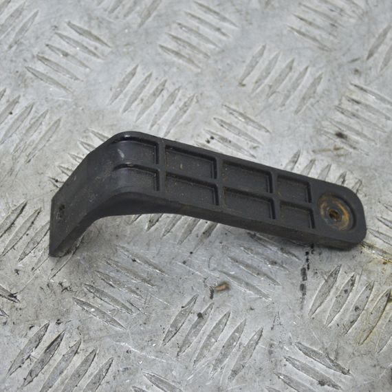 Кронштейн підсилювача заднього бампера Hyundai i30 2007-2012 Кріплення заднього бампера Хюндай ай30 866362L000 | Зображення 1