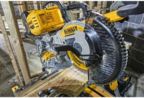 Пила торцовочная аккумуляторная бесщёточная 250*30мм DeWALT DCS727N | Зображення 6