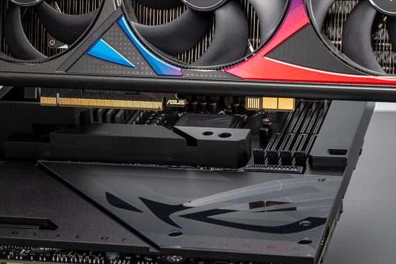 Материнcька плата ASUS  ROG MAXIMUS Z790 HERO BTF s1700 Z790 4xDDR5 M.2 HDMI USB Type-C Wi-Fi BT ATX чорний приховане підключення роз'ємів (90MB1H50-M0EAY0) | Зображення 7