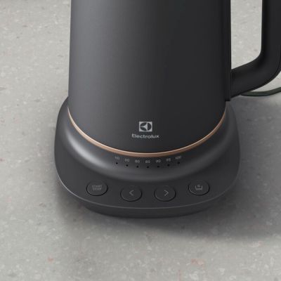 Электрочайник Electrolux E7K1-6BP | Зображення 7
