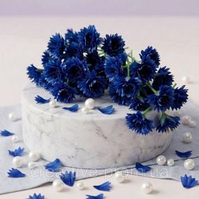 Декоративні волошки з текстилю