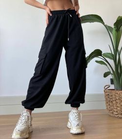 Женские трикотажные джоггеры карго с накладными карманами BF1049 цвет черный, размер 46/48