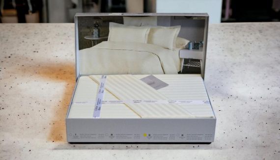 Постельное белье Cotton Shine Stripe Satin 200х220 Krem | Зображення 1