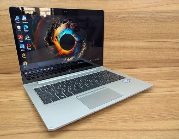 Ультрабук Б-класс HP EliteBook 830 G5 / 13.3" (1920x1080) IPS Touch / Intel Core i7-8650U (4 (8) ядра по 1.9 - 4.2 GHz) / 16 GB DDR4 / 512 GB SSD / Intel UHD Graphics 620 / TouchID / Windows 10 б/у + Подарок  Новая беспроводная мышь USB | Зображення 3