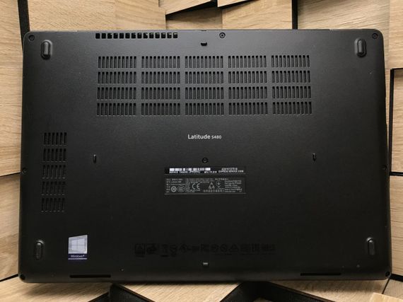 Ноутбук Б-клас Dell Latitude 5490 / 14" (1366x768) TN / Intel Core i5-8250U (4 (8) ядра по 1.6 - 3.4 GHz) / 8 GB DDR4 / 240 GB SSD / Intel UHD Graphics 620 / WebCam / Windows 10 б/в | Зображення 8