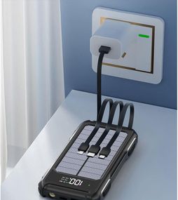 Павербанк високої ємності 30000mAh на сонячній батареї Solar Power Bank 4 в 1