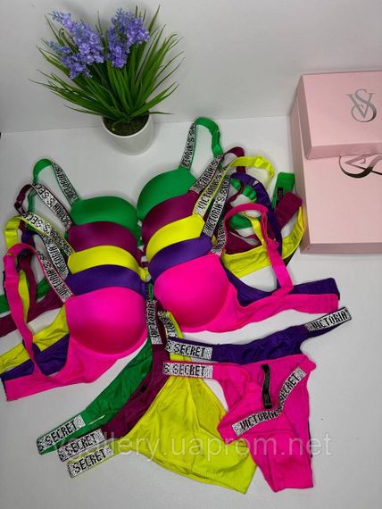 Продаж жіночої нижньої білизни комплект від Victoria`s Secret, трусики + топ в подарунковій упаковці | Зображення 1