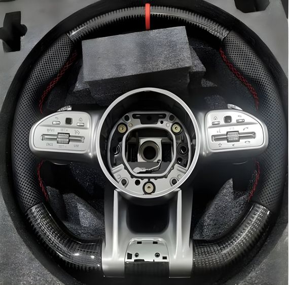 Кермо AMG 2018-Style (Карбон -2025 червоний, 4pin) для Mercedes GLA H247 2020- рр