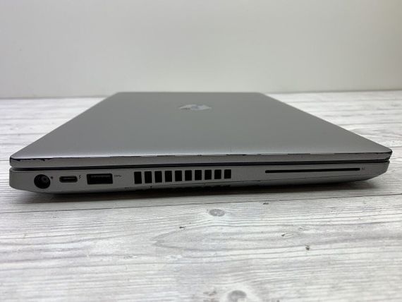 Ультрабук Б-клас Dell Latitude 5411 / 14" (1920x1080) IPS / Intel Core i7-10850H (6 (12) ядра по 2.7 - 5.1 GHz) / 8 GB DDR4 / 256 GB SSD / Intel UHD Graphics / WebCam б/в | Зображення 6