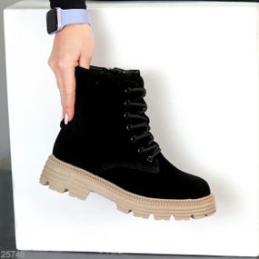 Чорні зимові черевики берці натуральна замша на бежевій підошві 37