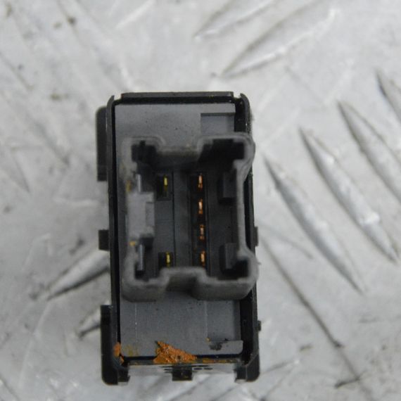 Кнопка підігріву лівого сидіння Nissan Navara Pathfinder 2005-2015 Кнопка обігріву сидіння Ніссан 55138 | Зображення 1