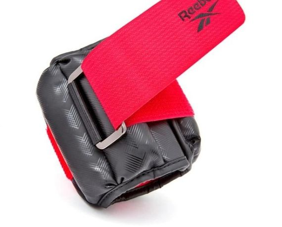 Обважнювачі для щиколотки/зап'ястя Reebok Premium Ankle чорний, червоний Уні 0.5 кг RAWT-11310 | Зображення 1