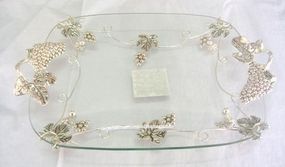 Блюдо прямокутне з ручками декоративне Grapes 44х29х8см