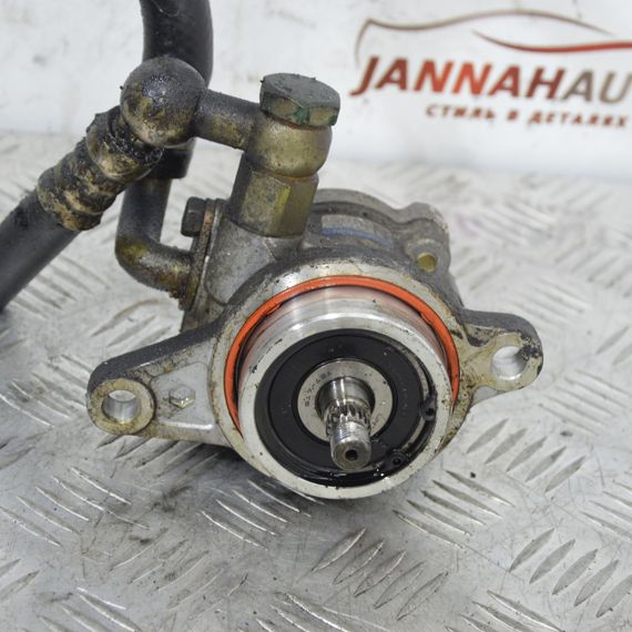 Насос гідропідсилювача керма 2.2 DCI Nissan Almera Primera Насос ГУР Ніссан Альмера Прімера 5M321