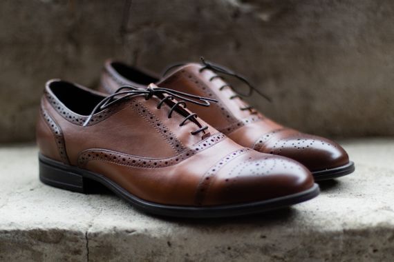 Шикарні броги рудого кольору 43 розмір