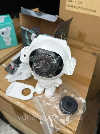 Лазерний нічник-проектор Астронавт зоряне небо з картриджем | Зображення 1