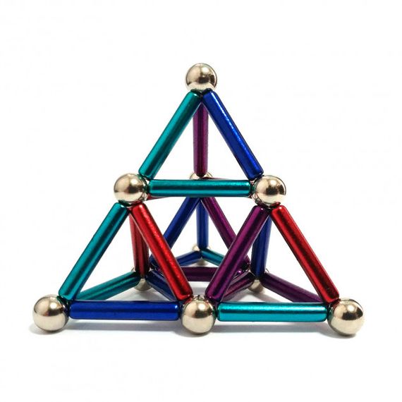 Разноцветный магнитный конструктор Buckyballs n Buckybars, DE-704 64 детали