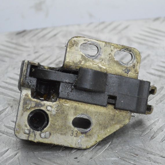 Замок дверей задніх лівих розпашних Mercedes Sprinter W906 Мерседес Спрінтер  A9067400035 | Зображення 1