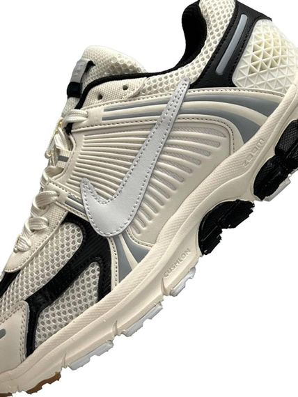 Кросівки чоловічі Vomero 5 New Beige Black , В'єтнам 42 26.5 | Зображення 6