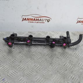 Паливна рейка VW Volkswagen Polo 1.4 16V 2002-2009 паливна рампа Фольксваген Поло 036133320