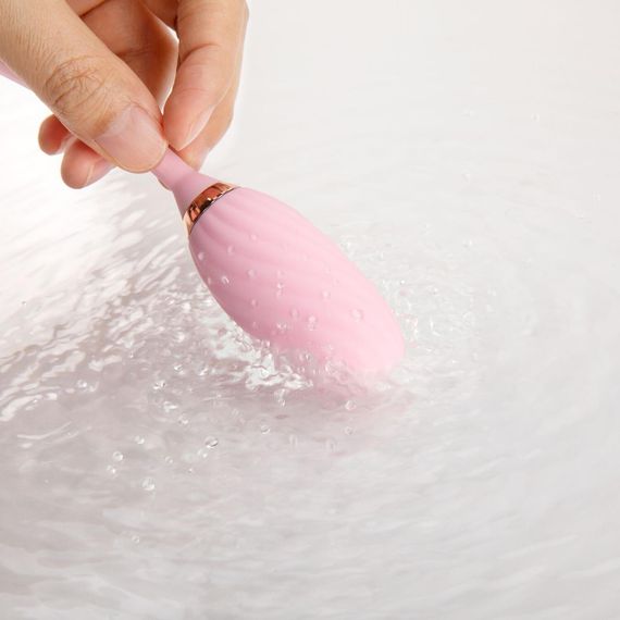 Вакуумный клиторальный стимулятор Otouch Louis Vibrate Pink с виброяйцом, в кейсе sexstyle | Зображення 6