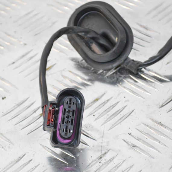 Блок керування паливним насосом Seat Ibiza Leon Toledo 2005-2015 Модуль паливного насоса Сеат 1K0906093G | Зображення 2