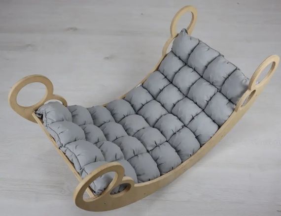 Дитяча гойдалка балансир Masterwood з матрацом 49х45х99 см Сірий