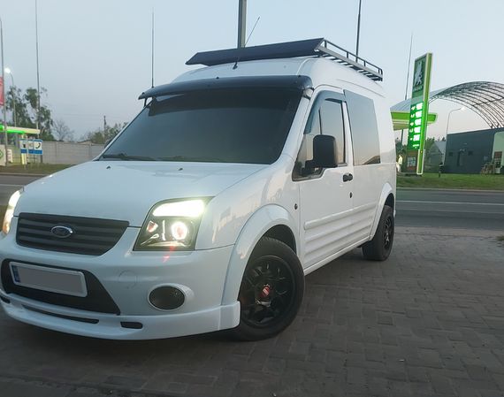 Передняя нижняя юбка (под покраску) для Ford Connect 2010-2013 гг | Зображення 1