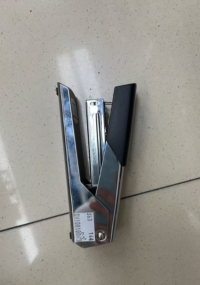 Степлер офісний металевий міцний 25 аркушів хром HP-51-5