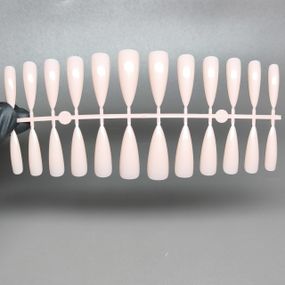 Гелевые типсы для наращивания №2 бежевые 24шт (средний стилет)