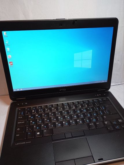 Ноутбук Б-класс Dell Latitude E6440 / 14" (1366x768) TN / Intel Core i5-4300M (2 (4) ядра по 2.6 - 3.3 GHz) / 8 GB DDR3 / 120 GB SSD / Intel HD Graphic 4600 / WebCam / DVD-RW + АКБ не берет заряд б/у | Зображення 1